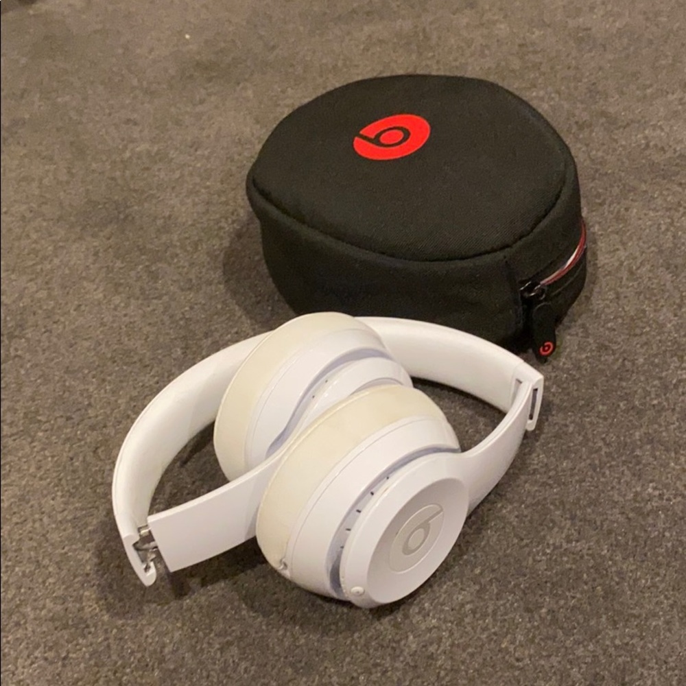 headphones beats